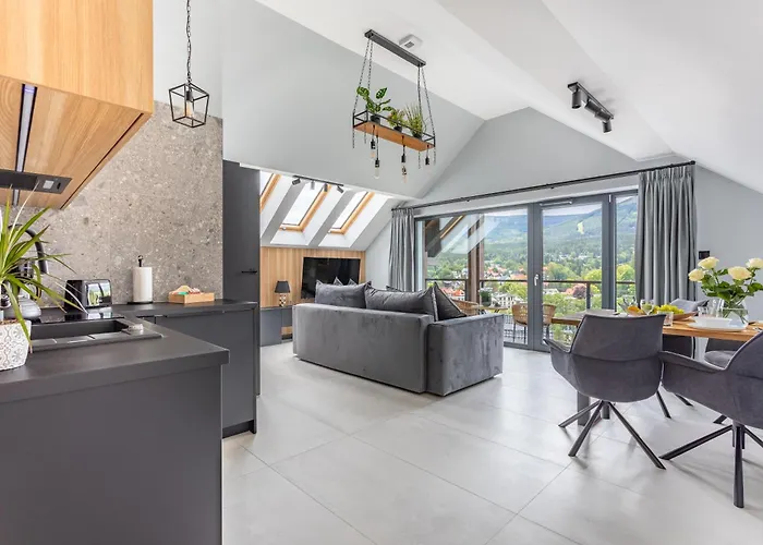 Obroncow Pokoju 17 Апартаменты