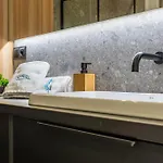Obroncow Pokoju 17 Appartement