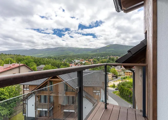 Obroncow Pokoju 17 公寓 *